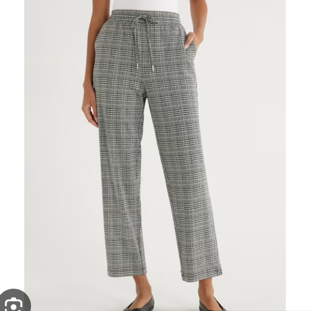Time and Tru Women's Black and White Checkered Pants